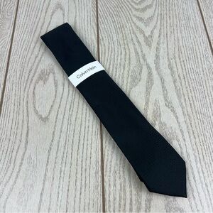 594 - Calvin Klein Tie Black Pattern 001 CK21100207 Silk Blend MSRP $69.50